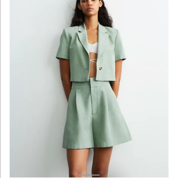 zara suit/matching set 🌿 - Picture 1 of 3